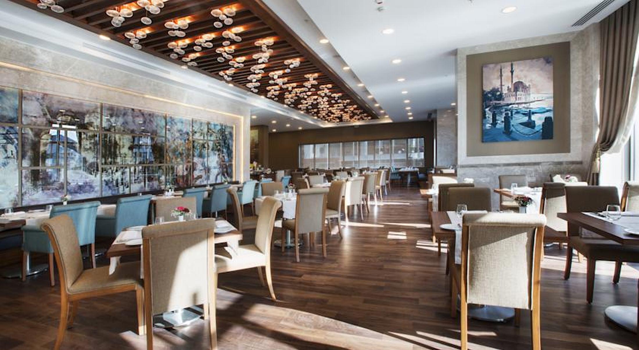 Dedeman Bostanci Istanbul Hotel & Convention Center Zewnętrze zdjęcie The interior of the restaurant